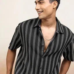 LOCOMOTIVE Premium Vertical Striped Dobby Weave Cutaway Collar Oversized Shirt-picture-41