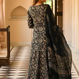 Anni Designer Floral Printed Straight Kurti With Sharara & Dupatta image 5