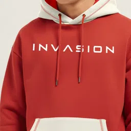 Crazymonk Men Printed Hooded Sweatshirt image 3