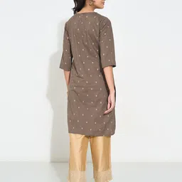 RANGMANCH BY PANTALOONS Women Printed Flared Sleeves Thread Work Kurta image 4