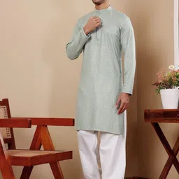Rawayi Men Striped Thread Work Kurta image 2