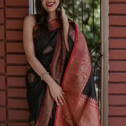 ZIKARAA Woven Design Zari Handloom Saree image 3