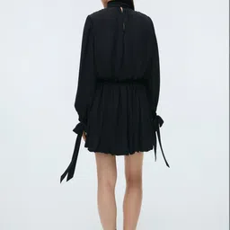 H&M Bow-Detail Dress image 4