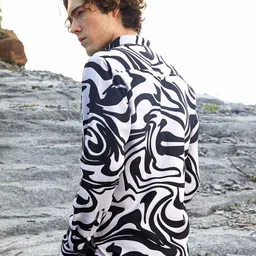 Campus Sutra Men Classic Abstract Printed Casual Shirt image 3
