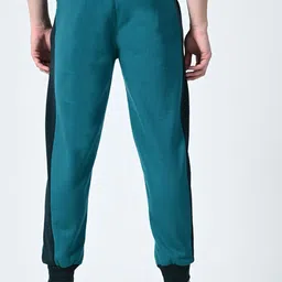 BAESD Men Pack Of 2 Colourblocked Relaxed-Fit Joggers image 5