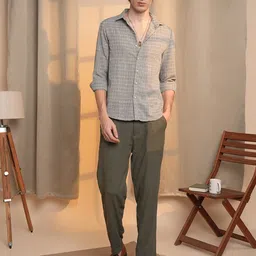 Campus Sutra Men Comfort Spread Collar Striped Casual Shirt-picture-27