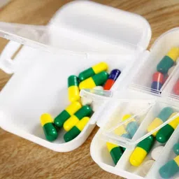 tringdown 7 Pill Box image 4