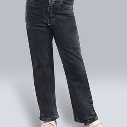 Killer Girls Straight Fit Mildly Distressed Jeans-picture-26