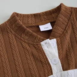 hopscotch 2-Pc Window Friends Bus T-Shirt & Joggers image 3