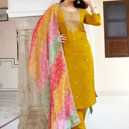 TURITY Women Ethnic Motifs Embroidered Regular Thread Work Chanderi Silk Kurta with Trousers & With Dupatta image 2