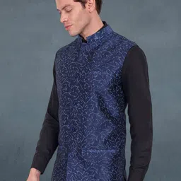SKAVIJ Men Printed Woven Nehru Jacket image 2