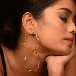 THE BLING GIRLL Gold-Plated Circular Drop Earrings image 4