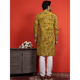 DEVOILER Men Printed Kurta image 5