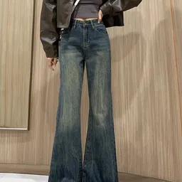 KPOP Women Regular Fit Mid-Rise Heavy Fade Jeans image 4