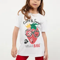 Trendyol Girls Graphic Printed Round Neck Relaxed Fit Cotton T-shirt-picture-19