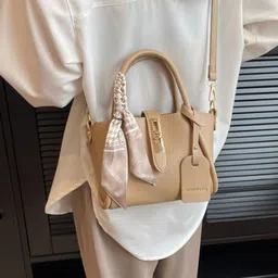 KPOP Women Solid Structured Handheld Bag-picture-18