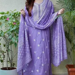 advik WOMEN Embroidered, Printed, Solid Kurta, Trouser/Pant & Dupatta Set-picture-14