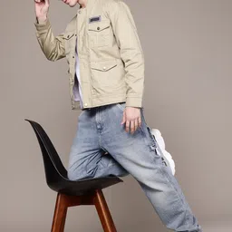 roadster Men Solid Tailored Jacket image 4