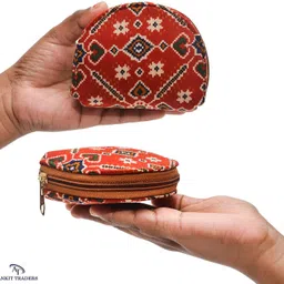 rishabh overseas Women Multicolor Potli image 2