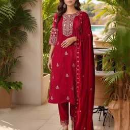 berrylicious Women Velvet Kurta Pant Dupatta Set-picture-18
