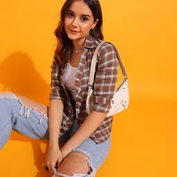 herway Women Regular Fit Checkered Curved Collar Casual Shirt image 4