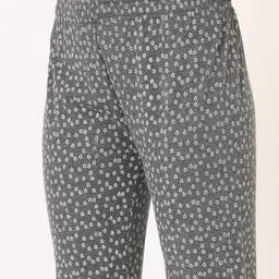 ddaspration Women Multicolor Capri image 5