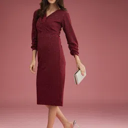 DressBerry Magenta V-Neck Three-Quarter Sleeves Midi Opaque Wrap Casual Dress-image-94