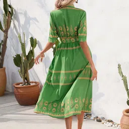 StyleCast Green Geometric Printed Mandarin Collar A-Line Midi Dress image 3