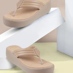 metro Women Wedges Sandal-picture-21
