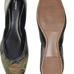 catbird Handmade Peacock feather Embroidered Punjabi Mojari Jutis Jutis For Women image 4