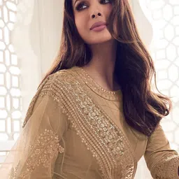 wazix clothing Embroidered Kurta, Trouser/Pant & Dupatta Set image 4