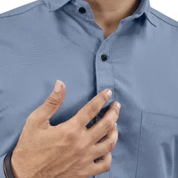 nivick Men Regular Fit Solid Spread Collar Formal Shirt image 4