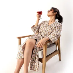 nishire Light Beige Free Size Bath Robe image 5