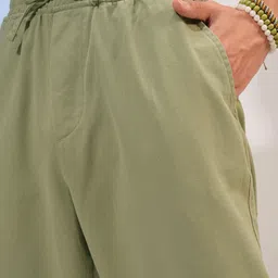 highlander Men Green Pure Cotton Trousers image 5