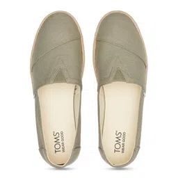 TOMS Women Textured Comfort Insole Contrast Sole Slip-On Espadrilles image 3