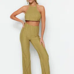 Trendyol Crop Top With Trousers Co-Ords-picture-26