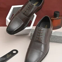 ALBERTO MORENO Men Coffee Brown Solid Formal Oxfords-picture-24