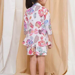 Aj DEZInES Girls Printed Cotton Sleeveless Crop Top With Jacket & Shorts Clothing Set image 2