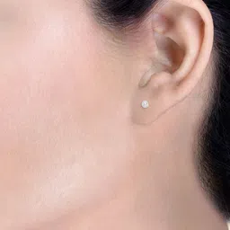 KUBERBOX 18KT Gold Stud Earrings With Diamonds- 0.66gm image 3