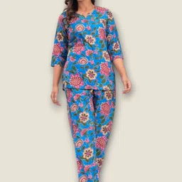 tadaatraders Women Cotton Blend Kurta Pyjama Set image 1