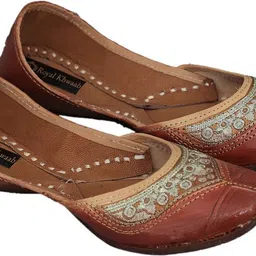 royal khwaab Women's Punjabi Jutti Jutis For Women-picture-37
