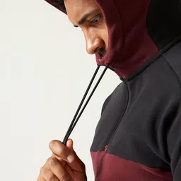 Domyos By Decathlon Men Burgundy Colourblocked Fitness Hooded Sweatshirt image 3