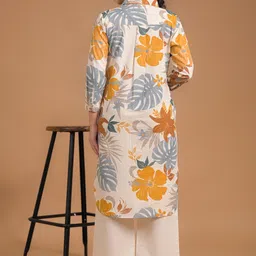 saanwri Women Floral Print Pure Cotton A-line Kurta image 2