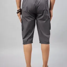 vrajglobal Solid Men Three Fourths image 2