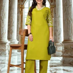 the hb fashion Women Pure Cotton Kurta Pant Set image 4