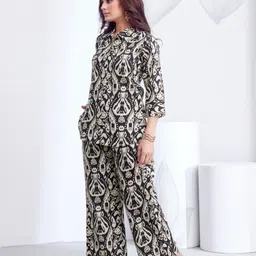 v2 creation Shirt Pant Co-ords Set image 2