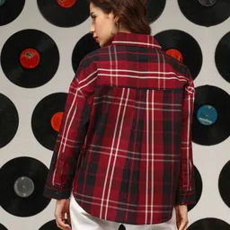 campus sutra Women Regular Fit Printed Spread Collar Casual Shirt image 3