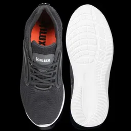 hilux Trendy light Weight Sport Shoe For men Training & Gym Shoes For Men image 4