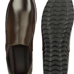 gulass wick Casuals For Men image 3