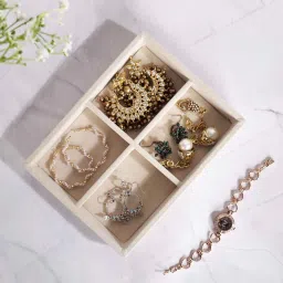 la trove Cream Small 4 Grids Jewellery Tray image 1
